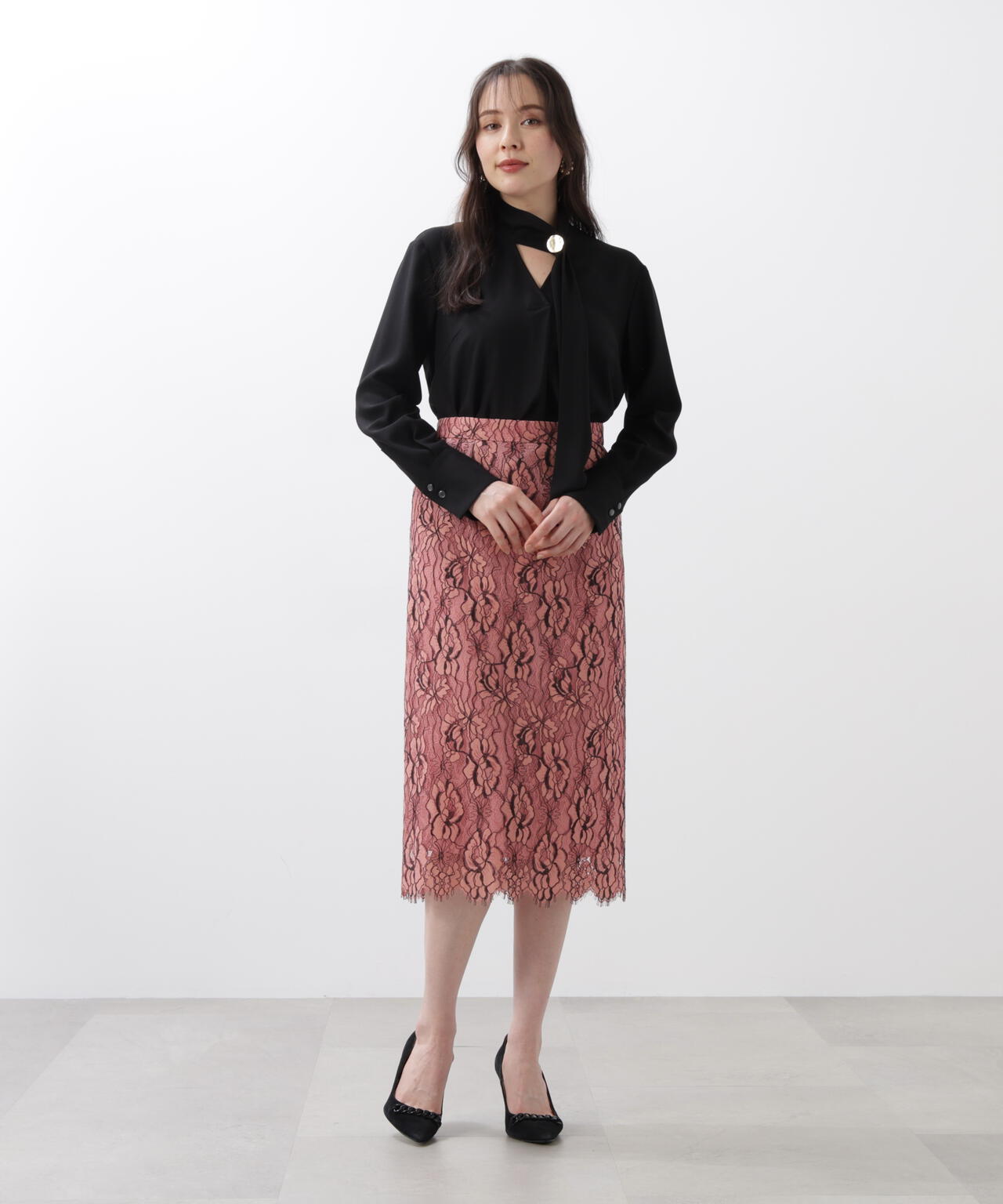 メタル釦ボウタイブラウス | PINKY&DIANNE（ピンキー&ダイアン