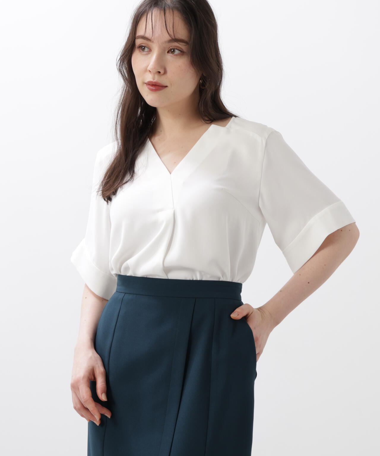 ハーフスリーブVネックブラウス | PINKY&DIANNE（ピンキー&ダイアン