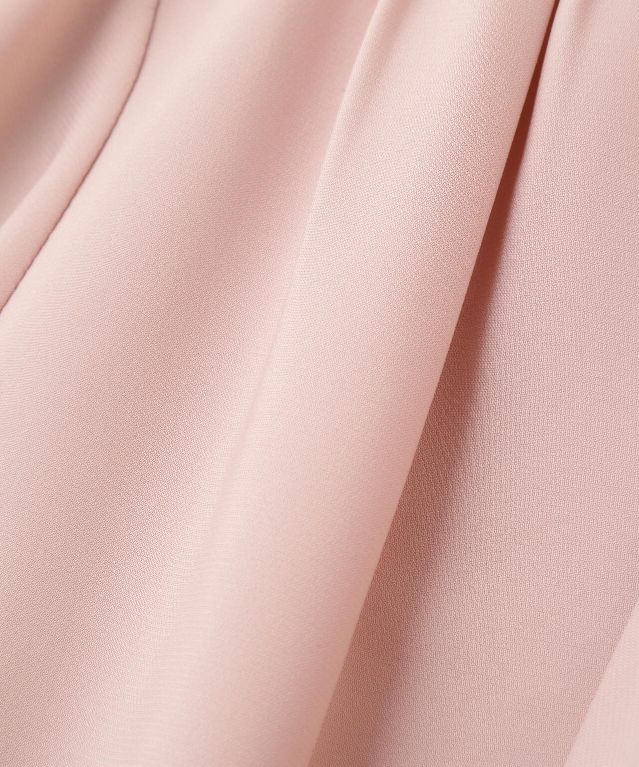 ［WEB/店舗限定カラー］ラッフルアクセントボウタイブラウス