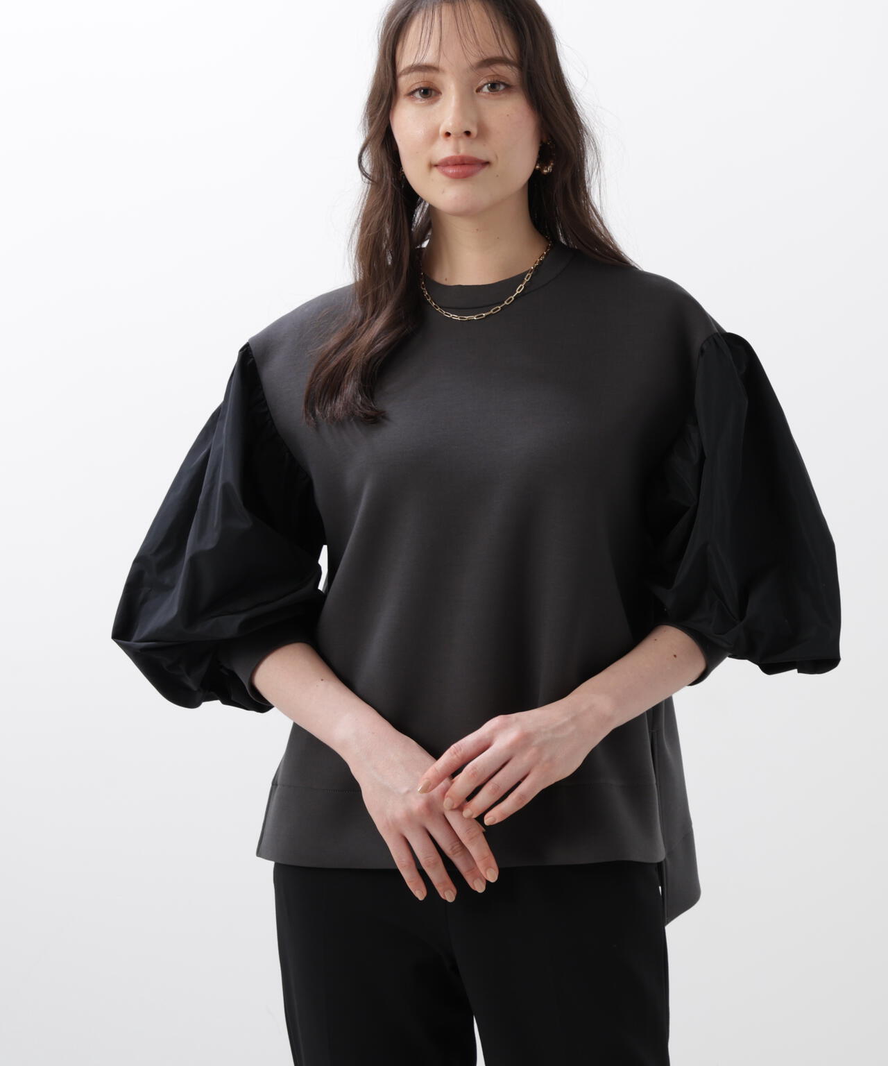 タフタスリーブダンボールトップス