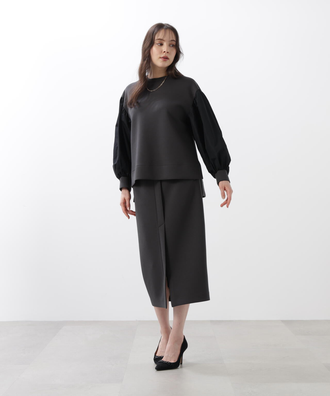 タフタスリーブダンボールトップス