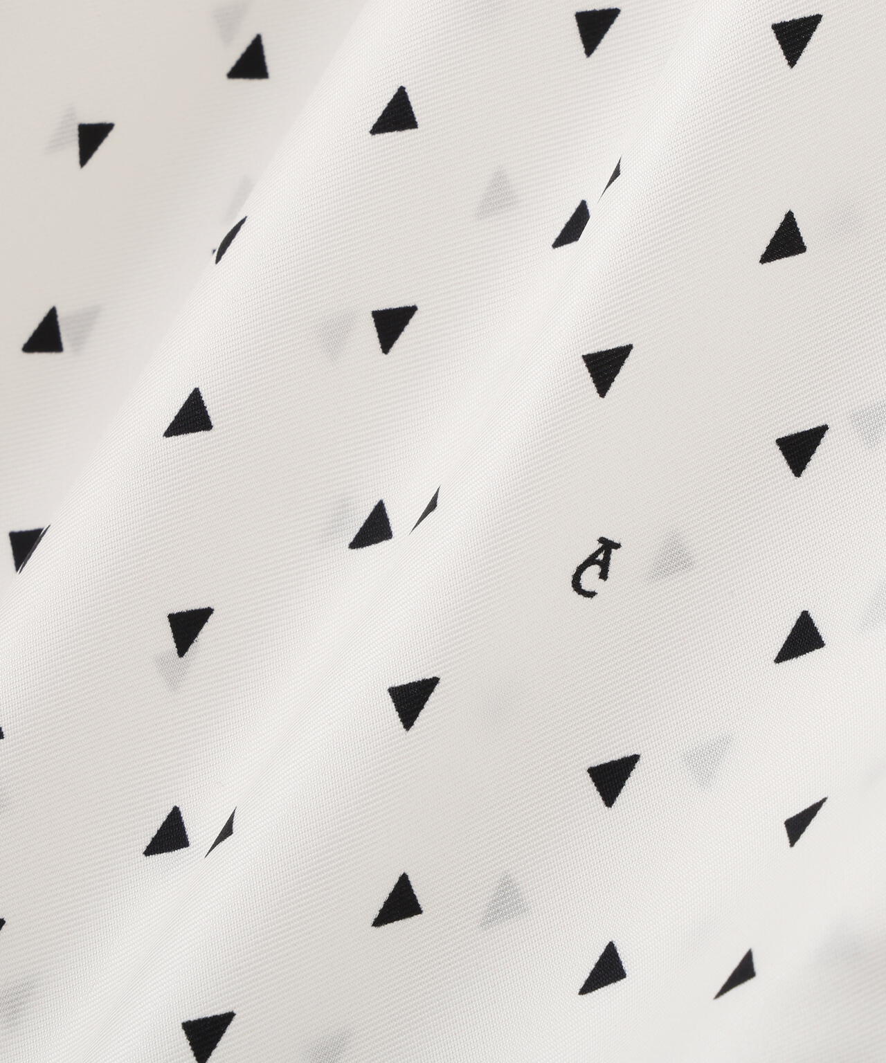 トライアングルプリントブラウス_