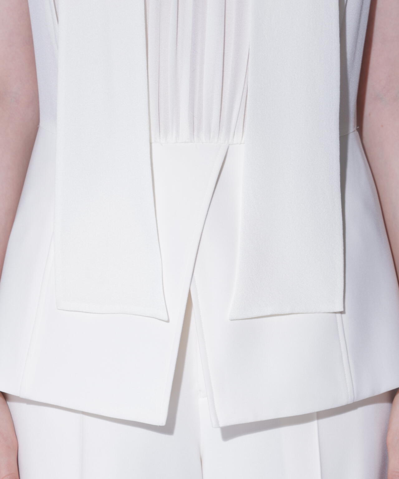 シルクレイヤードペプラムブラウス_