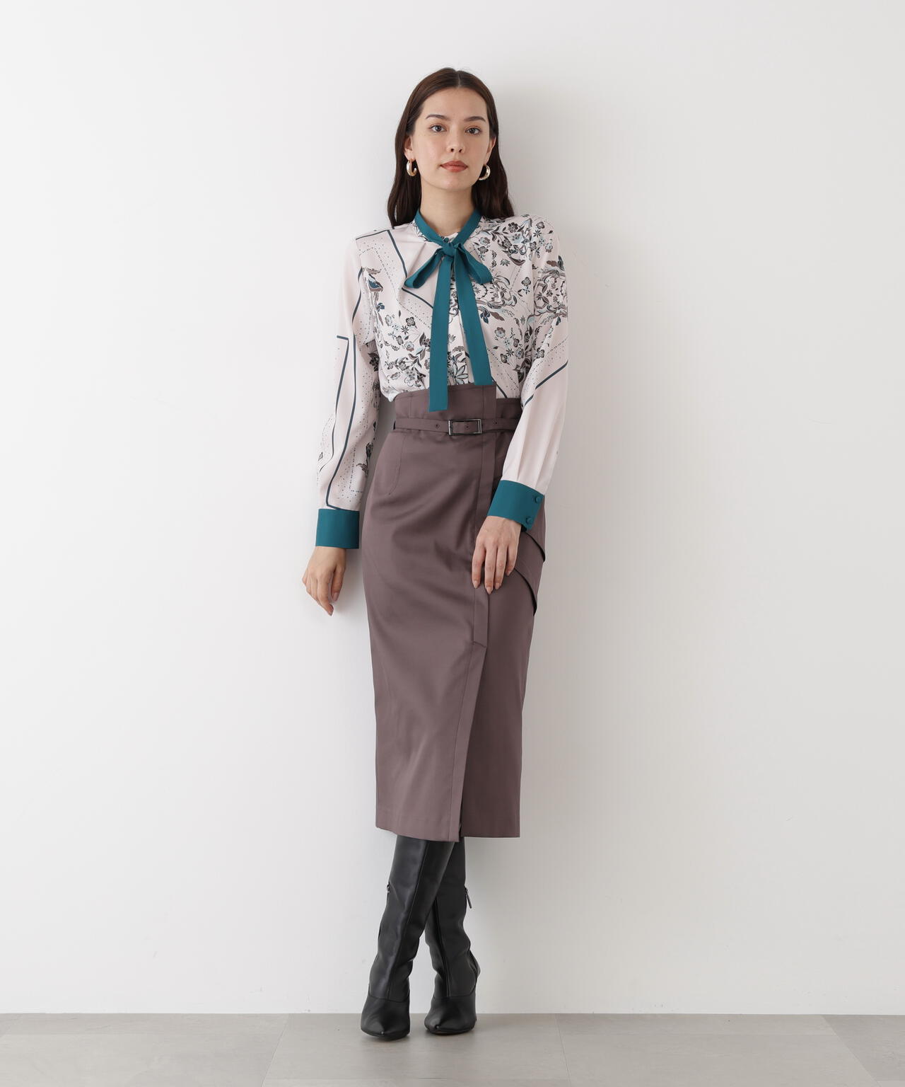 FUZZYKONサンドブラウン／レトロ紋様プリント ダブルメッシュミディスカート FUZZYKONサンドブラウン／レトロ紋様プリント ダブルメッシュ