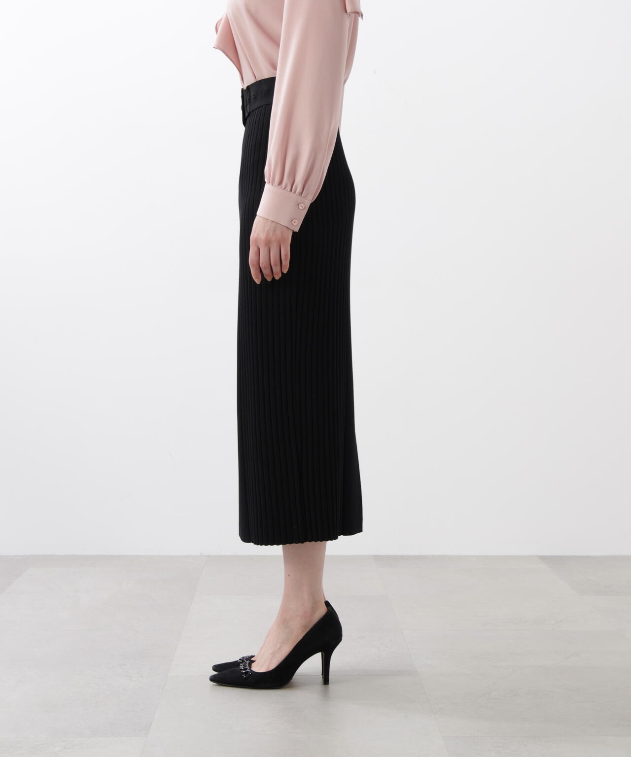 ベルト付き総針ニットタイトスカート