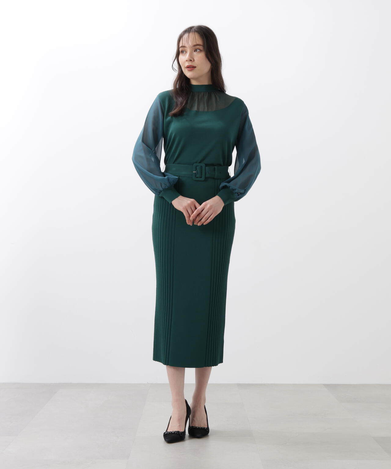 ベルト付き総針ニットタイトスカート