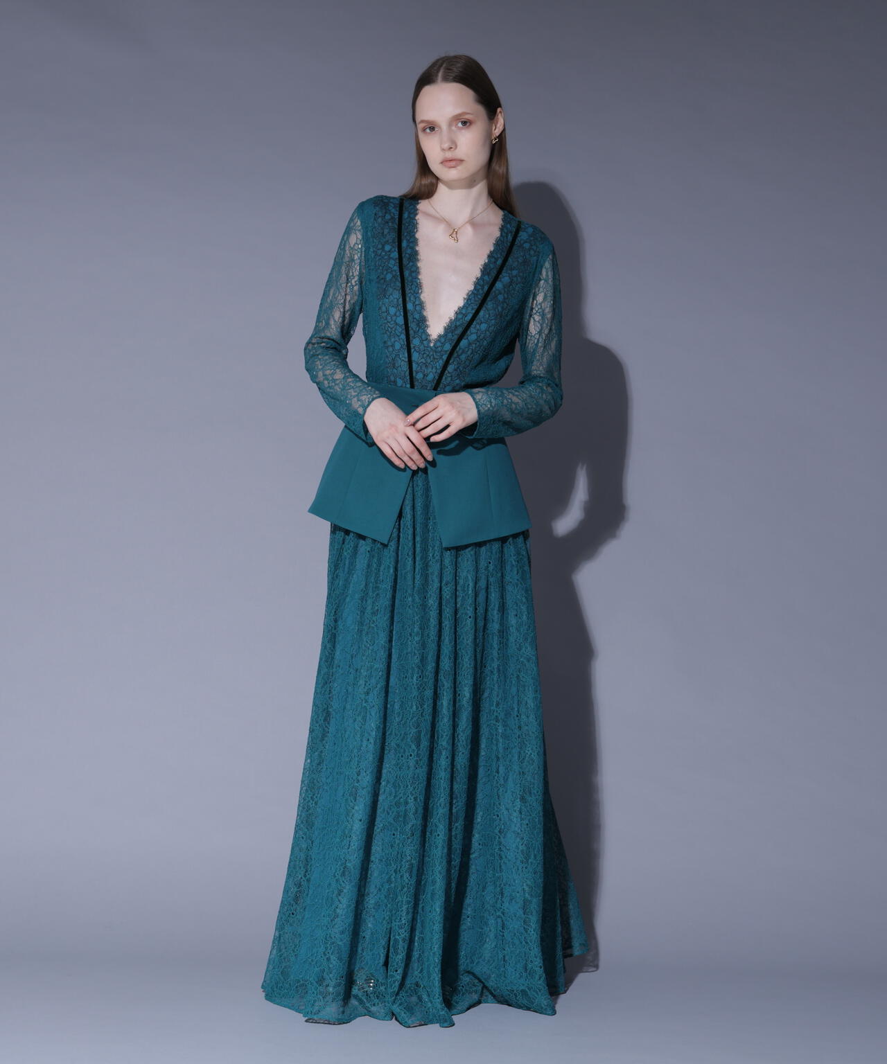 ペプラムベルトレースドレス_