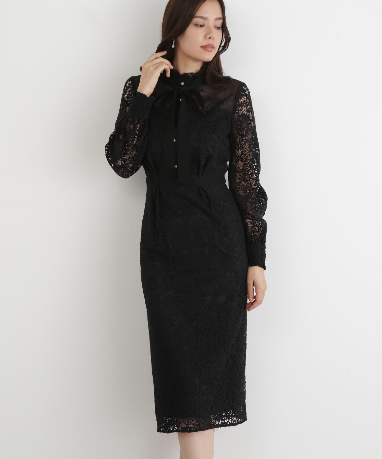 ［URBAN PRECIOUS］フローラルレースワンピース