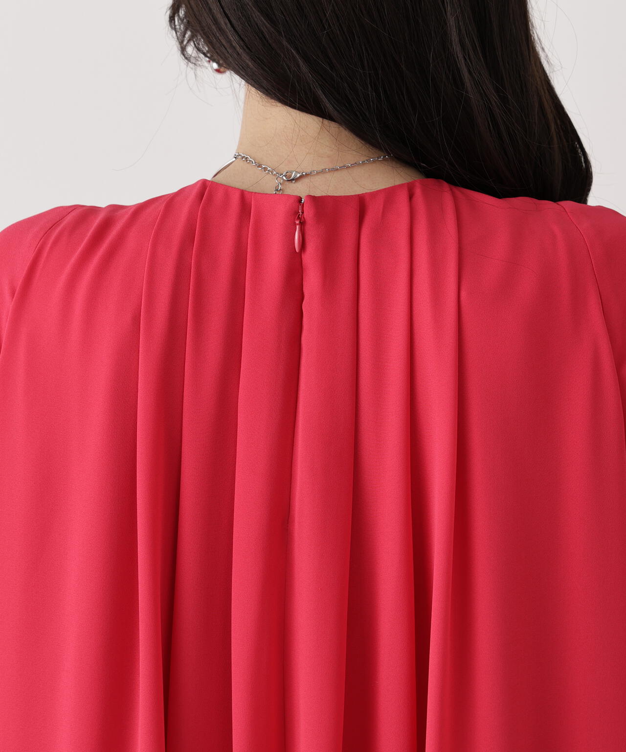 タックフレアジョーゼットワンピース