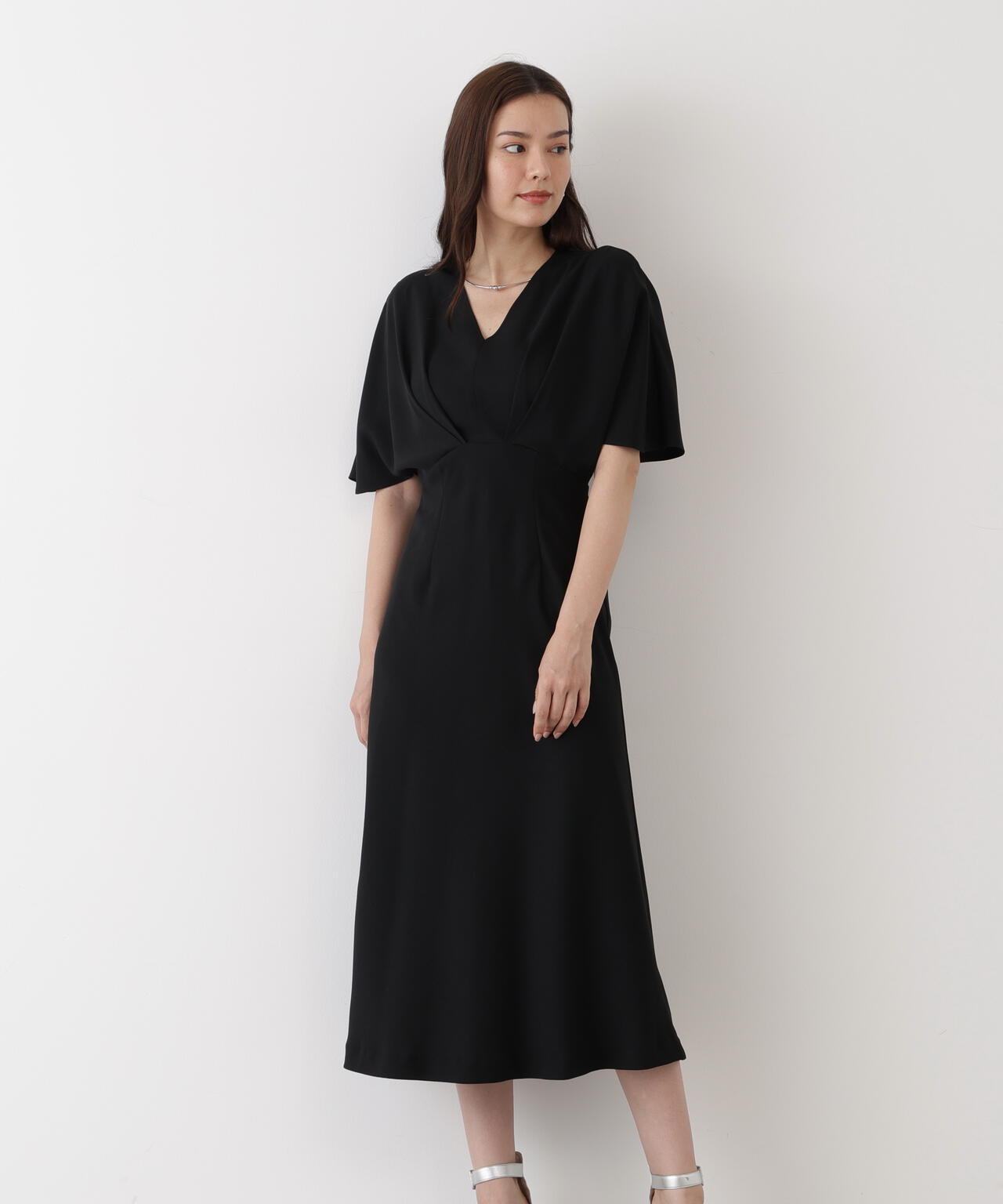 ストレッチツイルVネックワンピース | PINKY&DIANNE（ピンキー