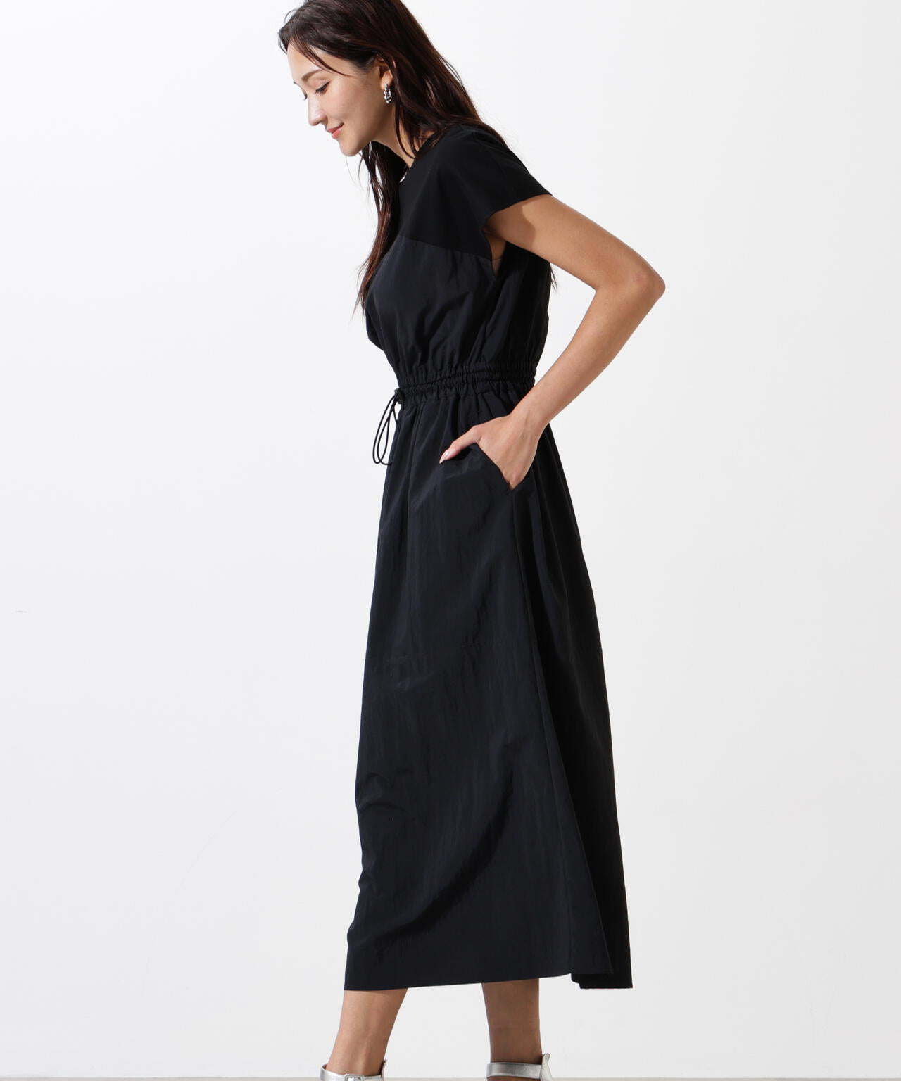 タフタドッキングワンピース