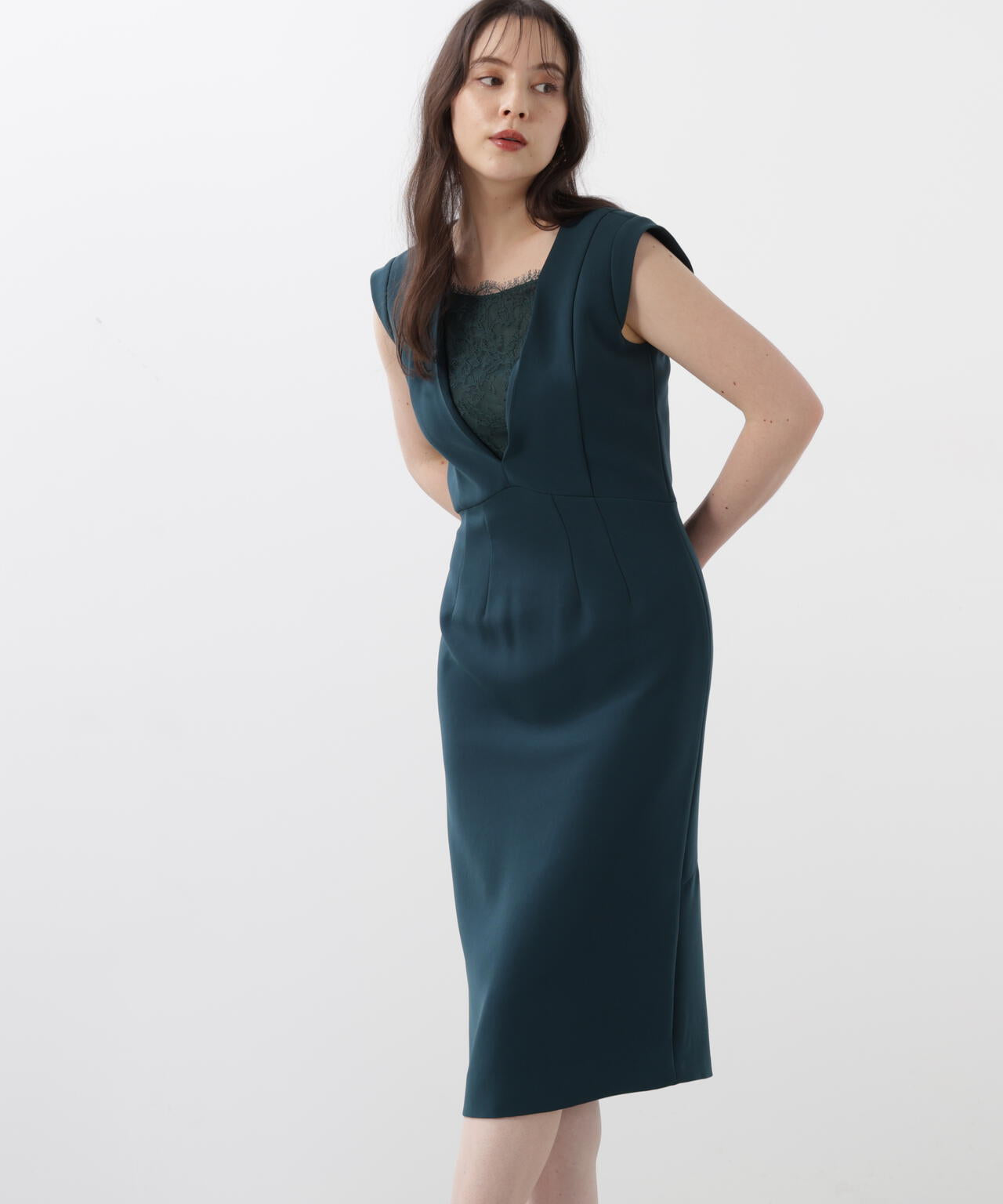 【URBAN PRECIOUS】レースコンビタイトワンピース