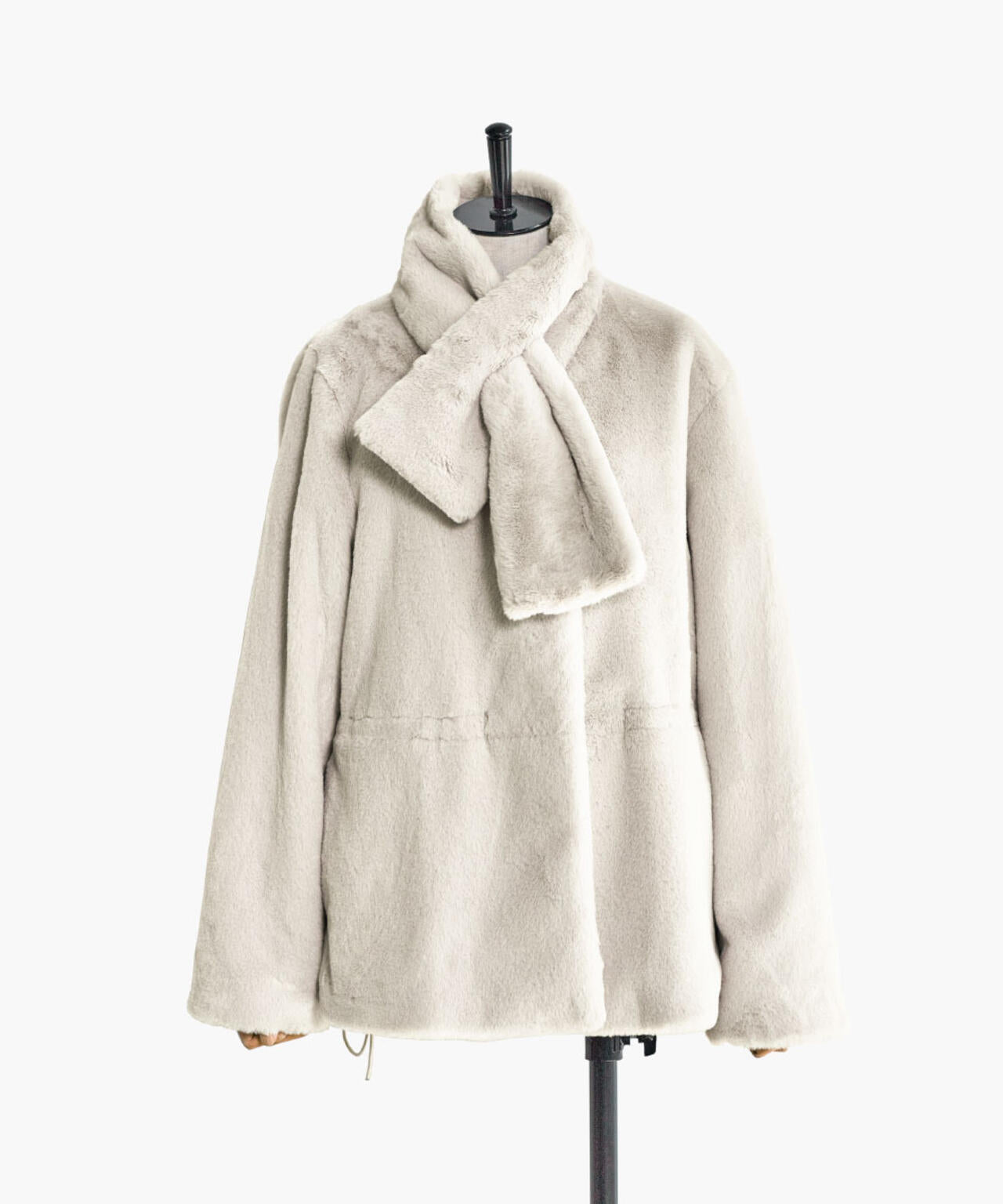 ティペット付きフォーファーショートコート