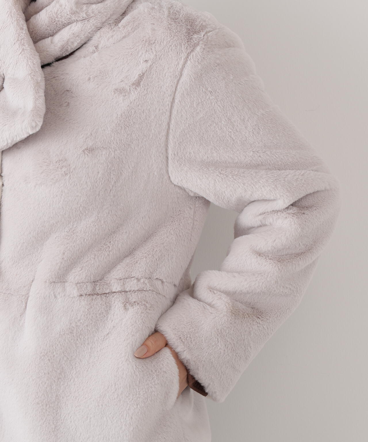 ティペット付きフォーファーショートコート