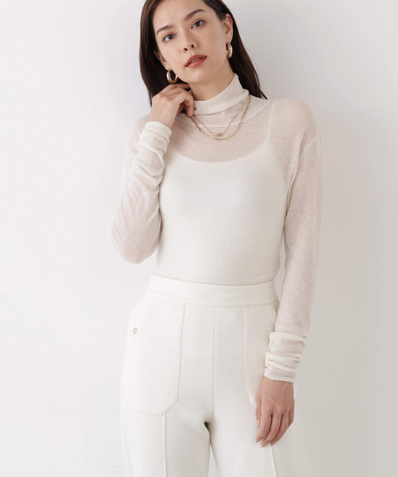 スパンコールシアーモックネックプルオーバー