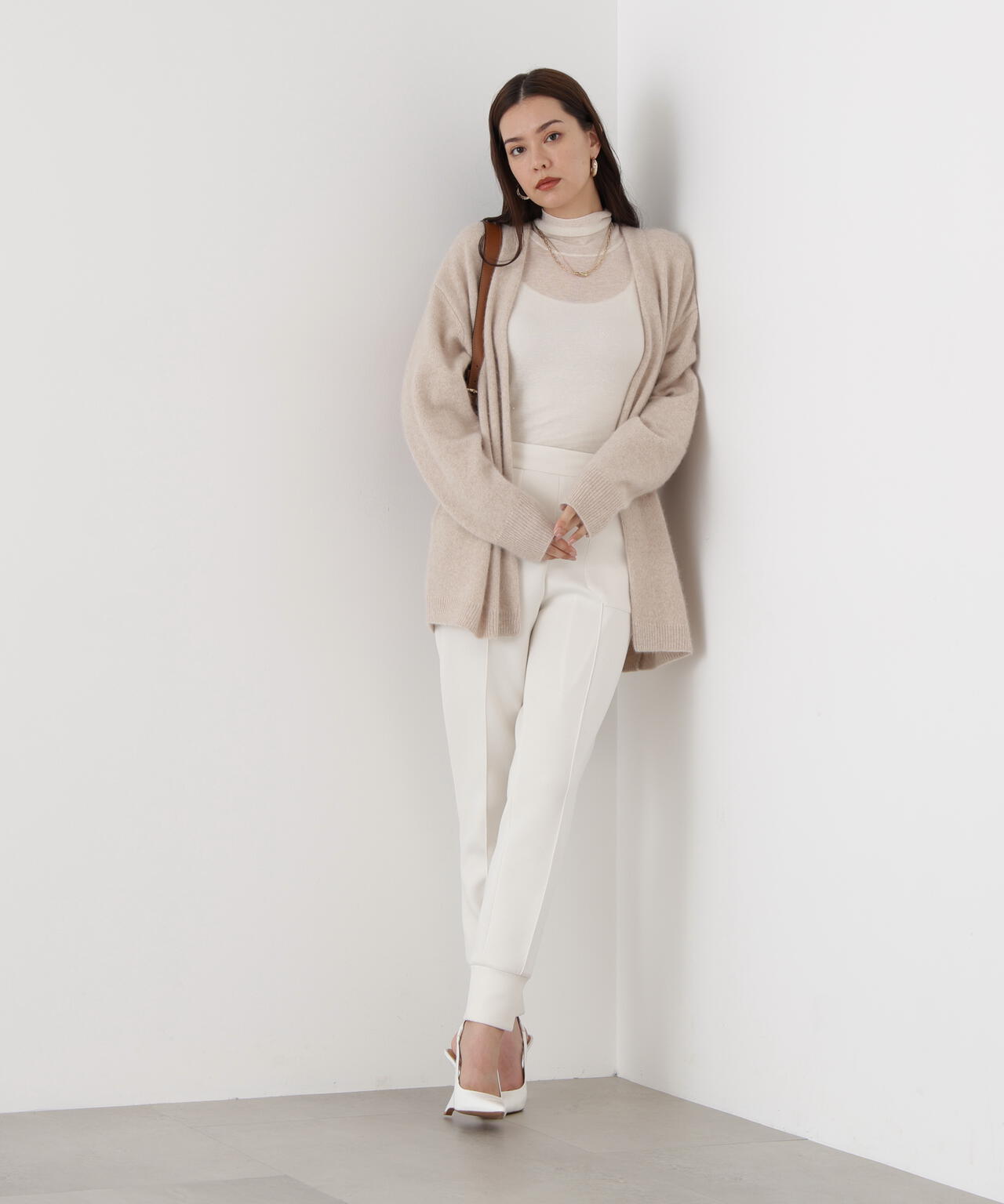 スパンコールシアーモックネックプルオーバー