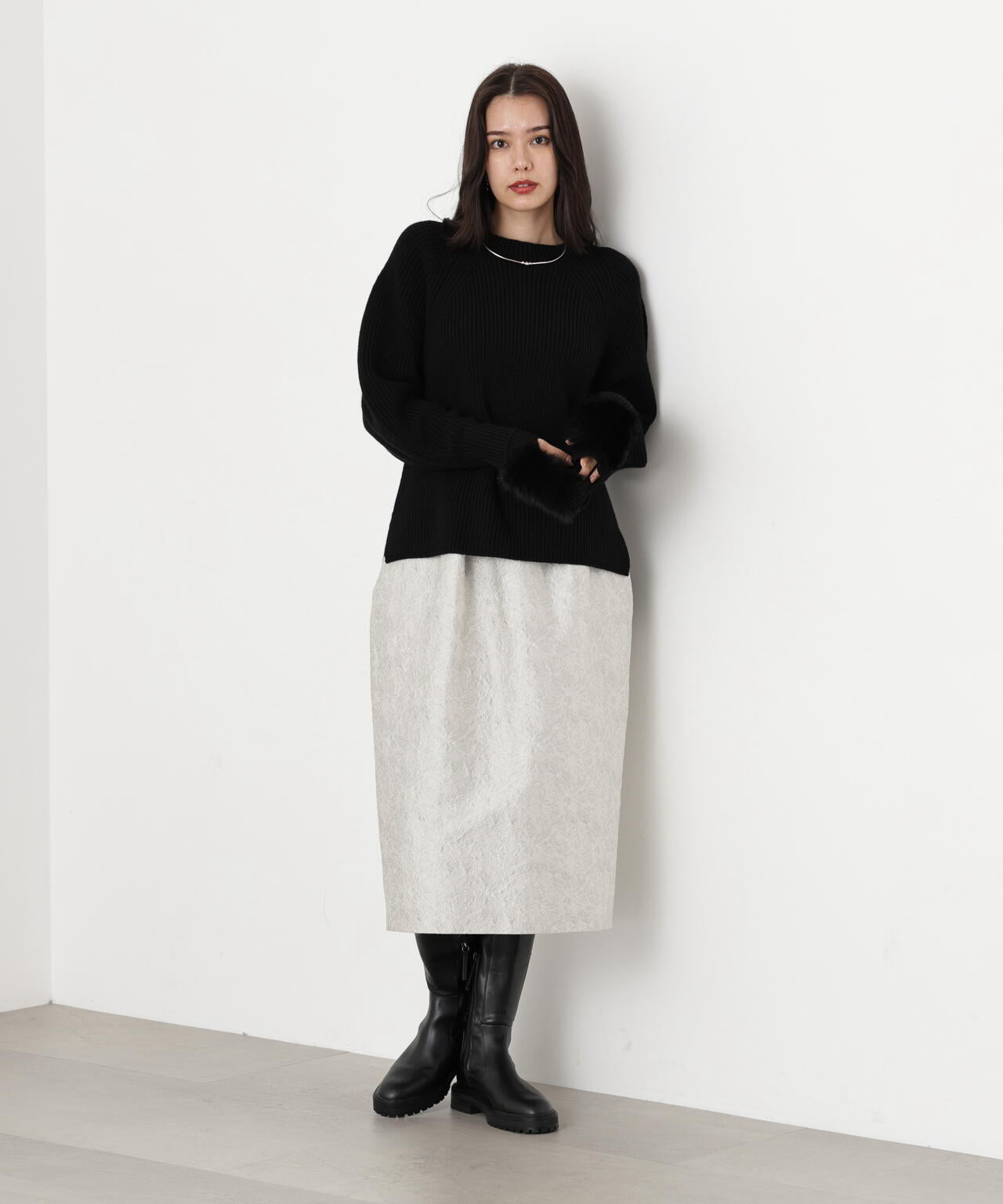 ファーグローブ付き畦ニットプルオーバー