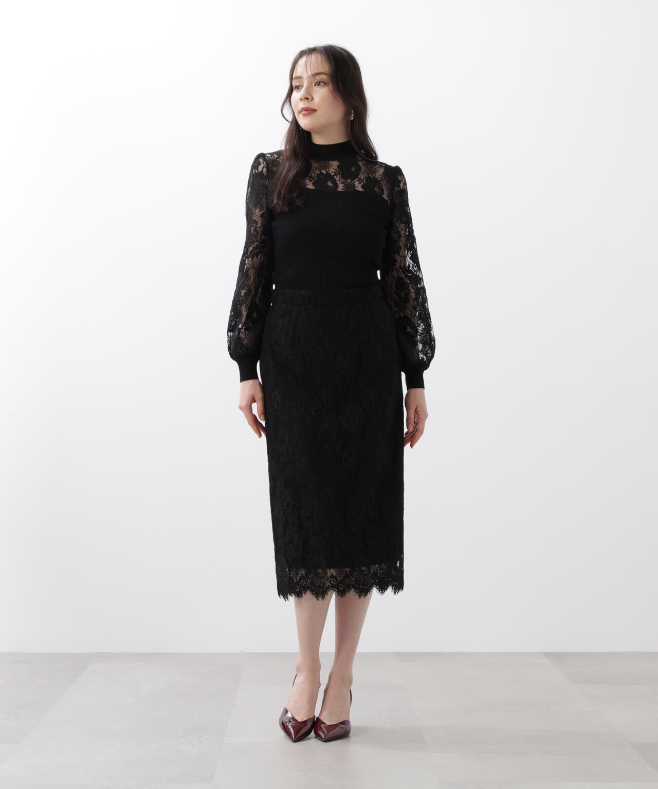 レースコンビモックネックニットプルオーバー