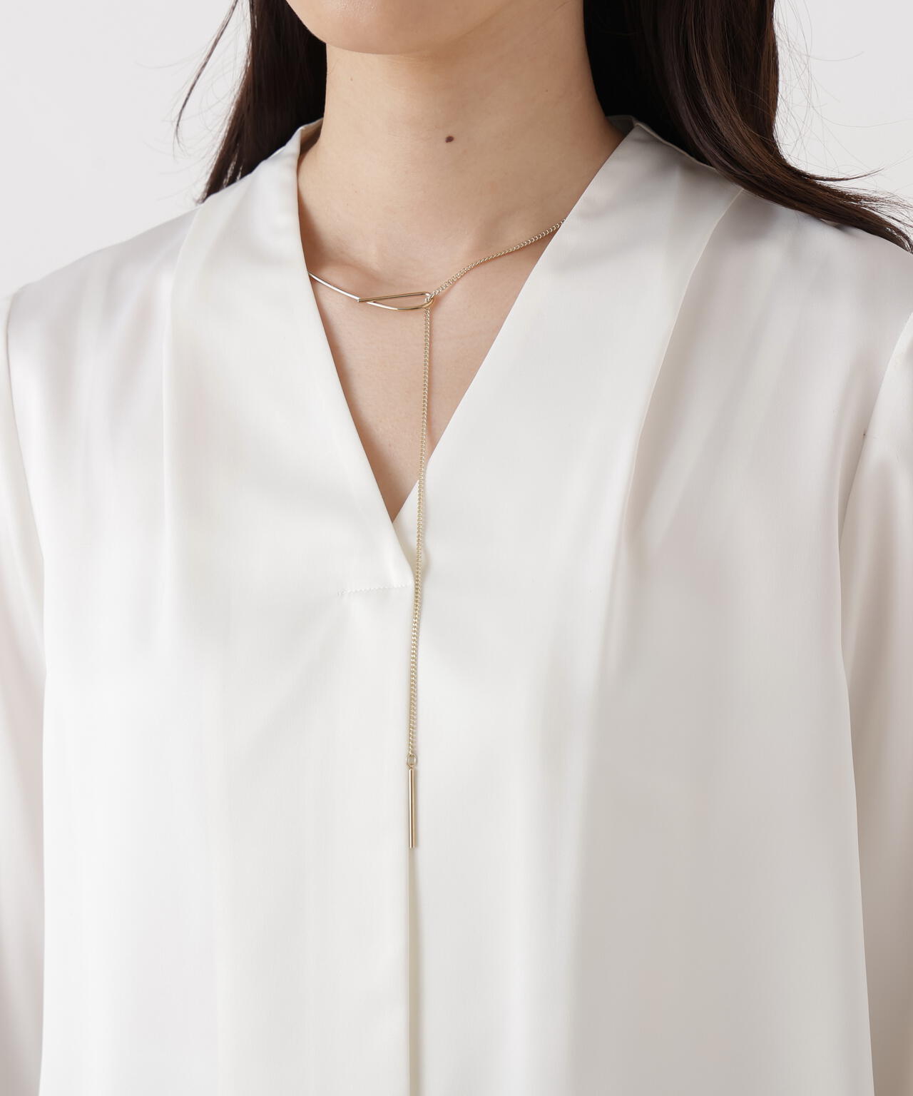 チェーンネックレス付ブラウス | PINKY&DIANNE（ピンキー&ダイアン