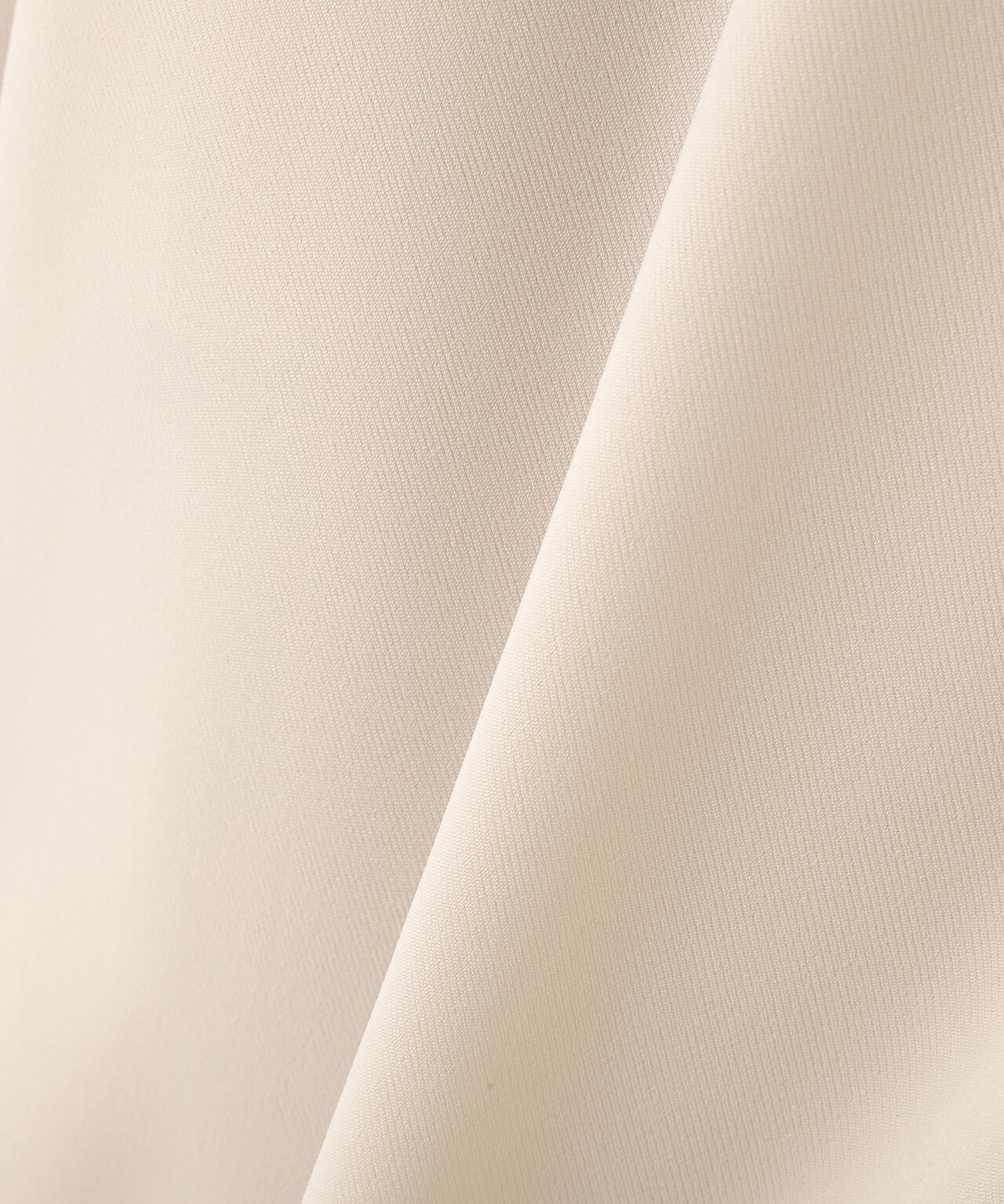 ダブルサテンレイヤードブラウス