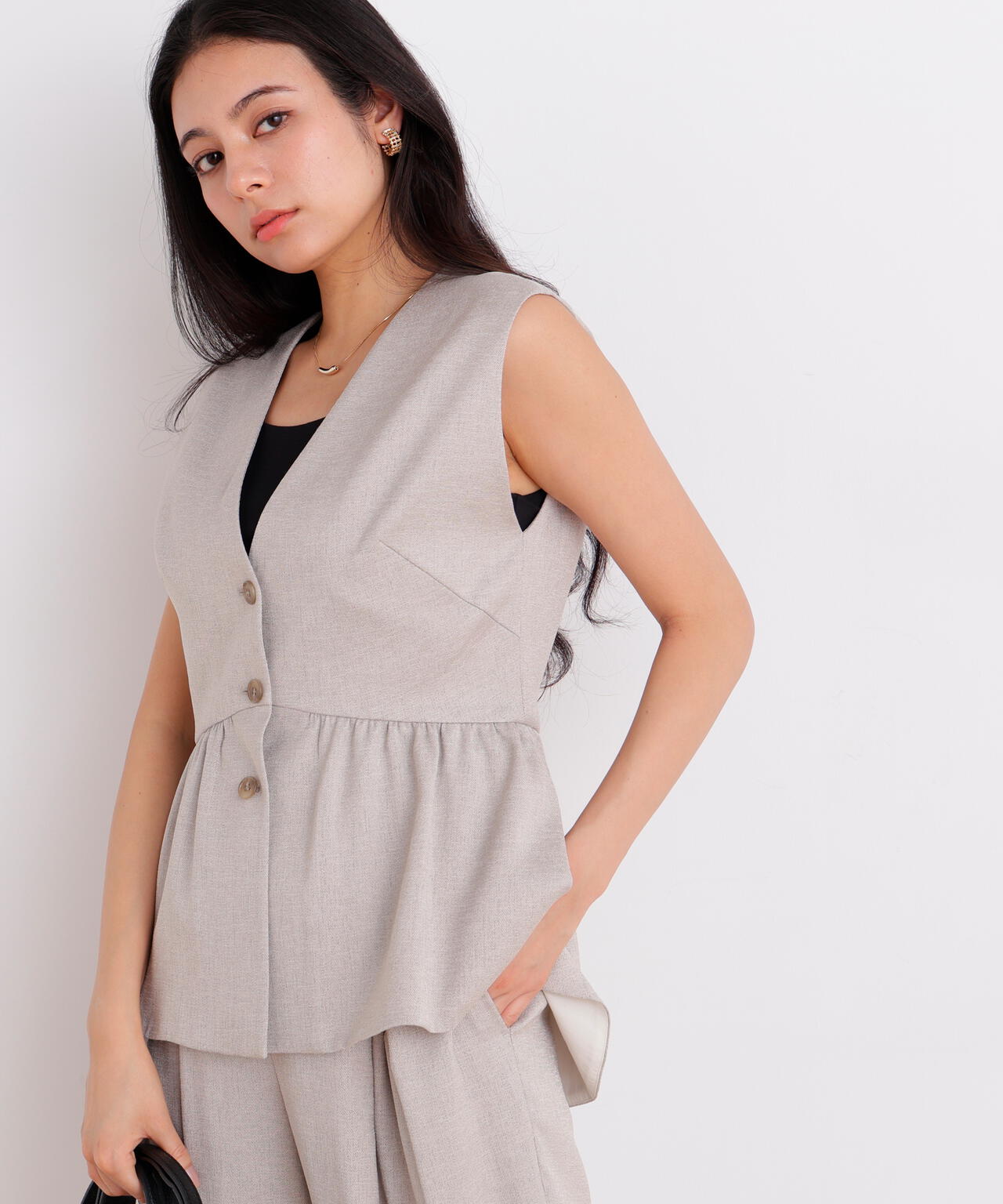 167cm B:82 W: 62H:88 着用サイズ：38