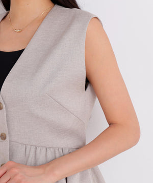 167cm B:82 W: 62H:88 着用サイズ：38