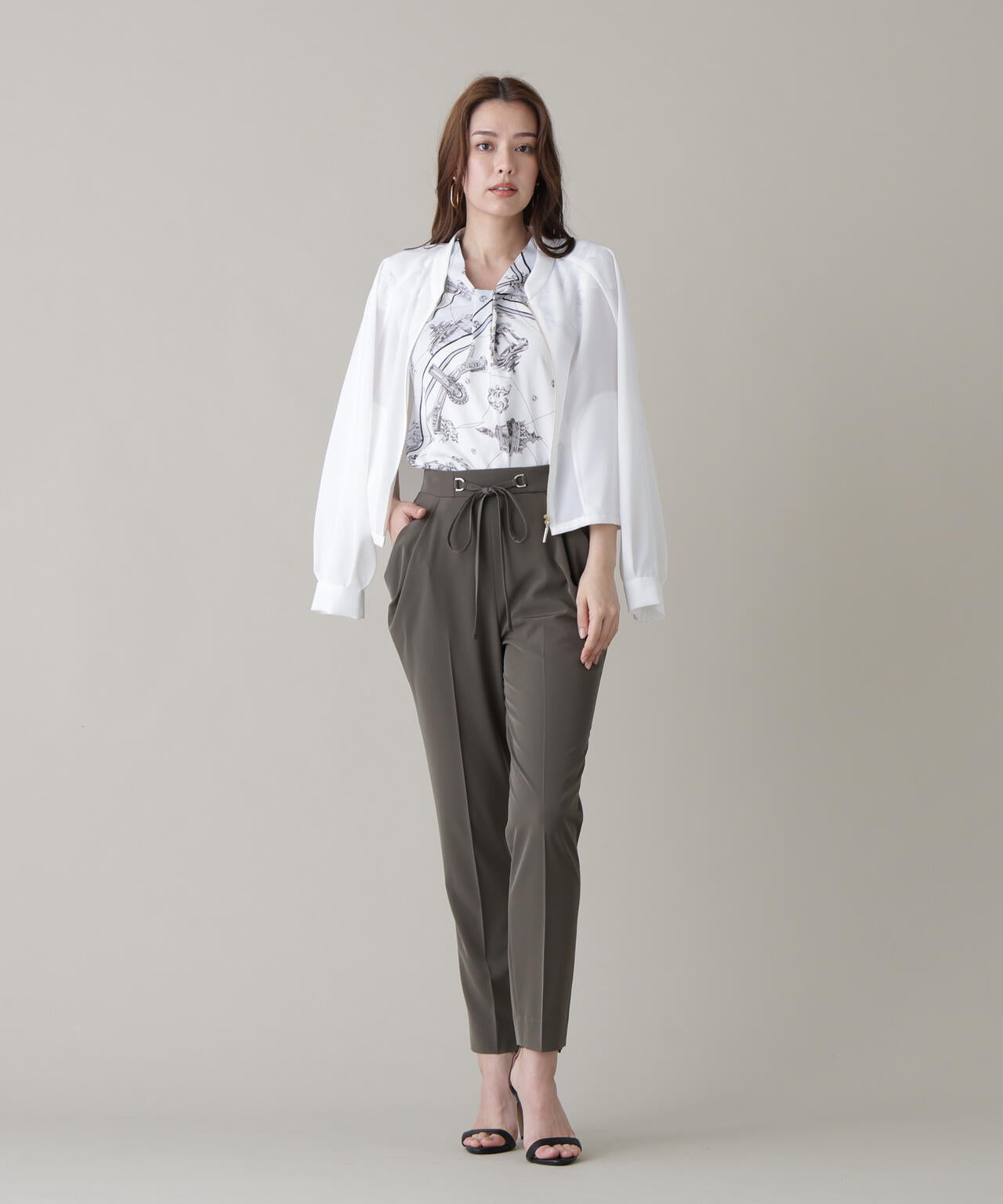 <追加生産予約>バロックスカーフプリントブラウス