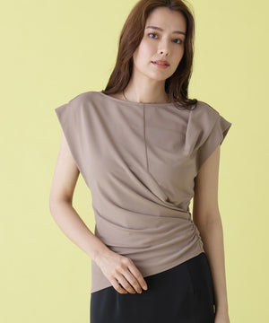 172cm B:86 W:62 H:91 着用サイズ：38