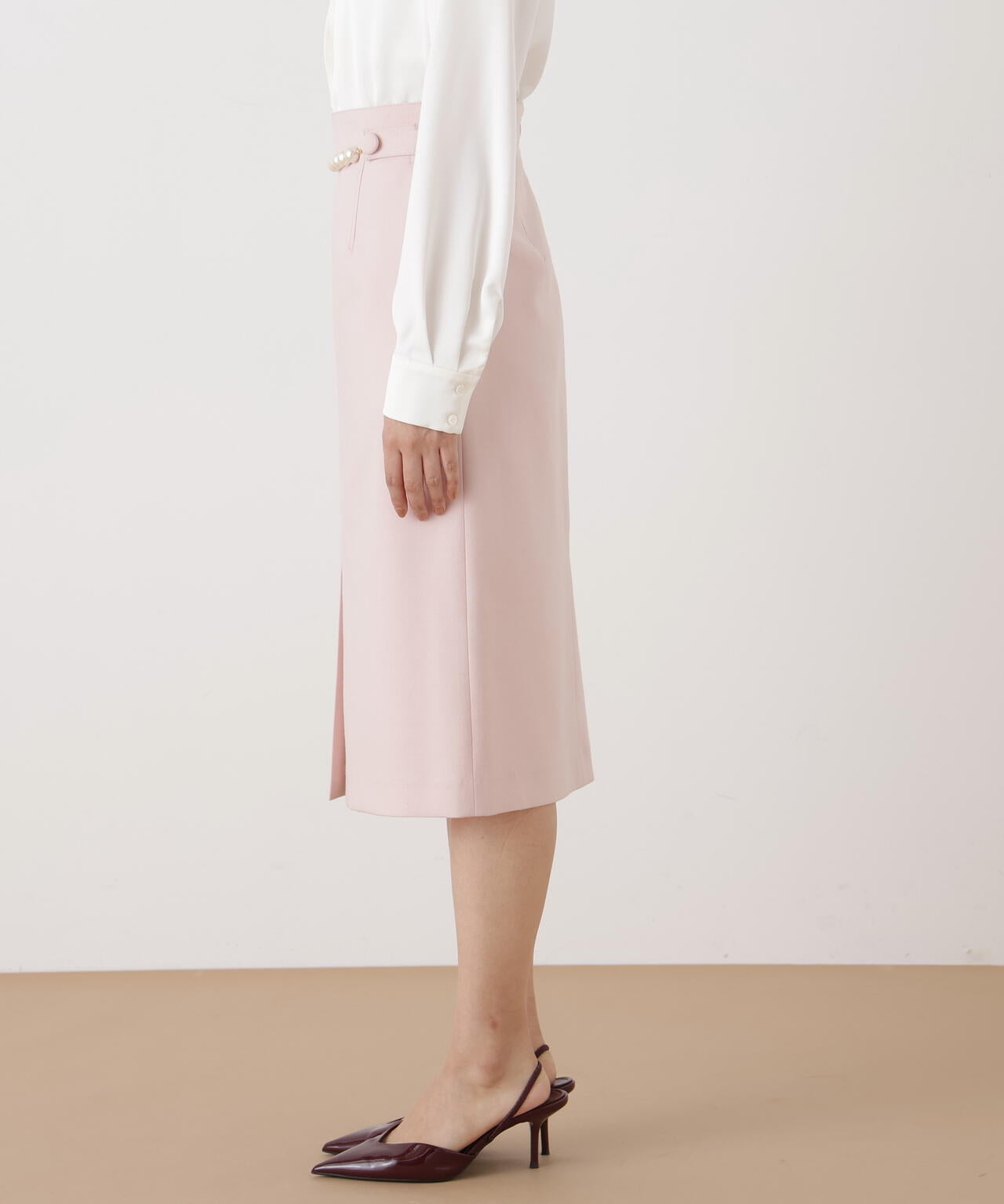 パールウエストタイトスカート