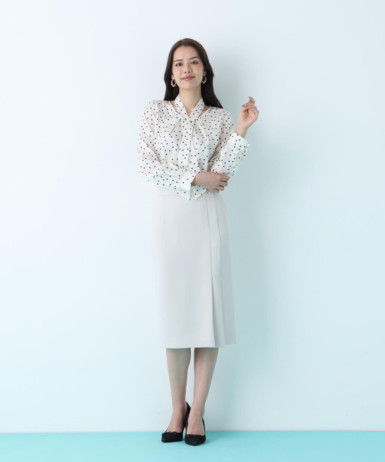 アシンメトリックボタンラップスカート