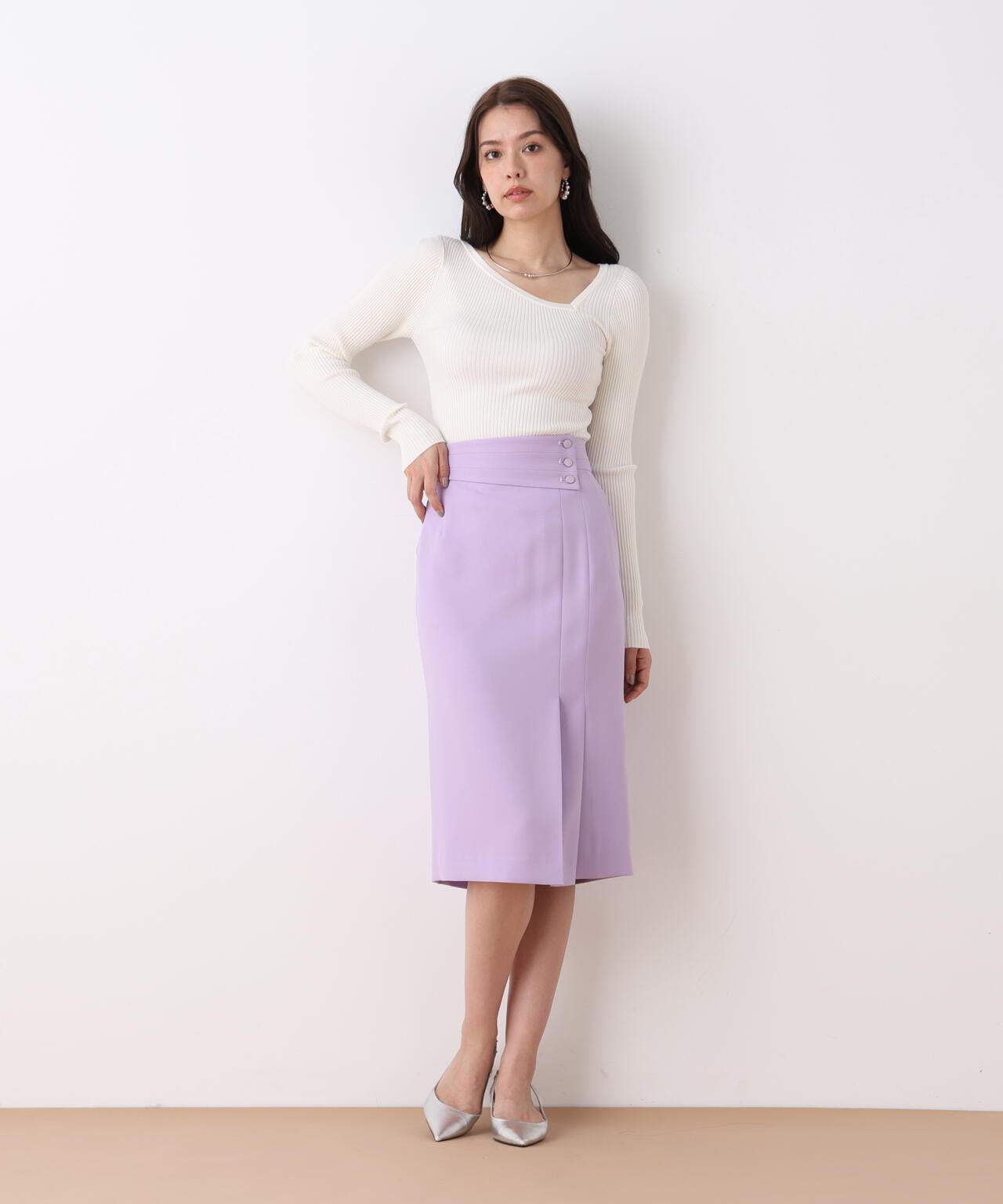 アシンメトリックボタンラップスカート