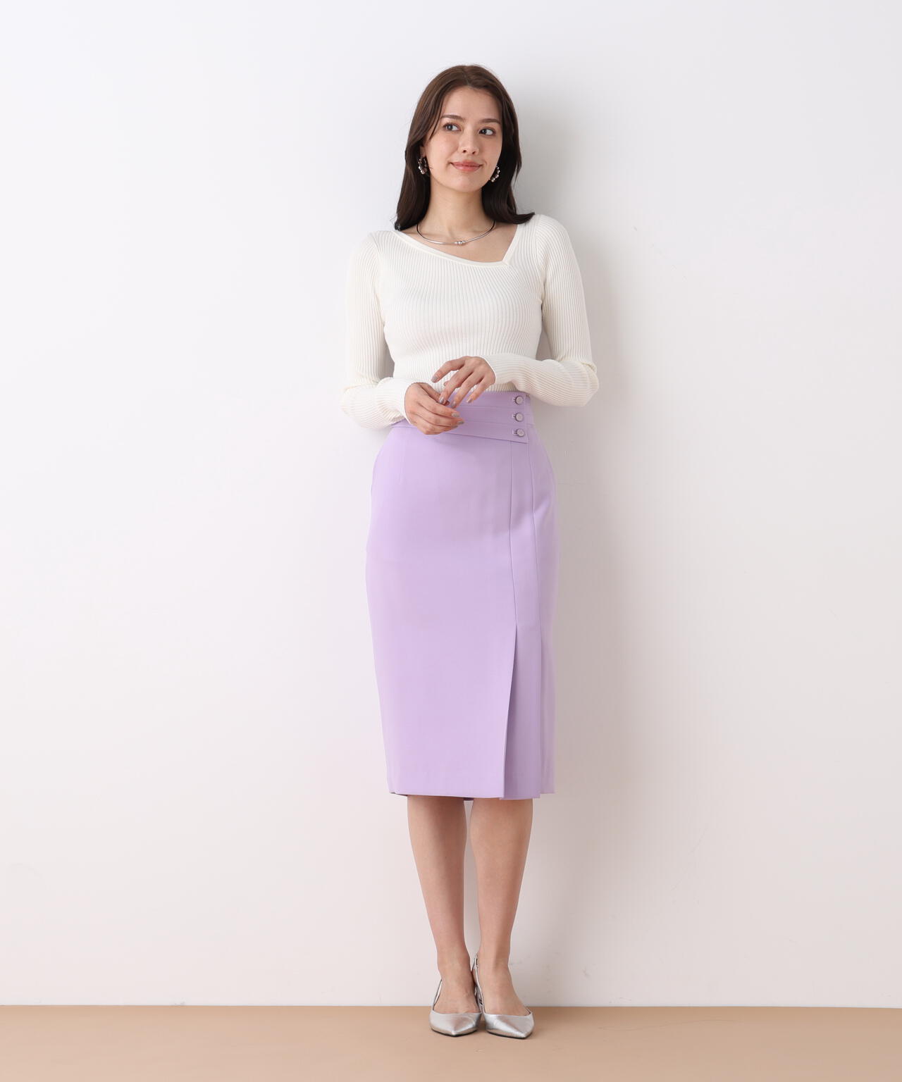 アシンメトリックボタンラップスカート