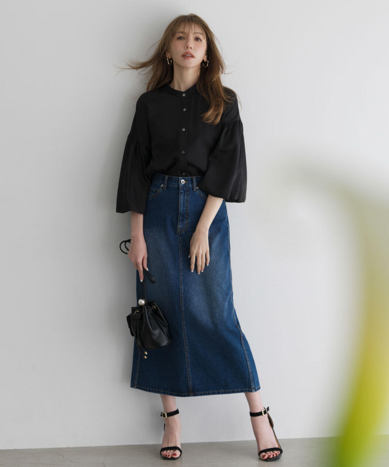 167cm B:82 W: 62H:88 着用サイズ：38