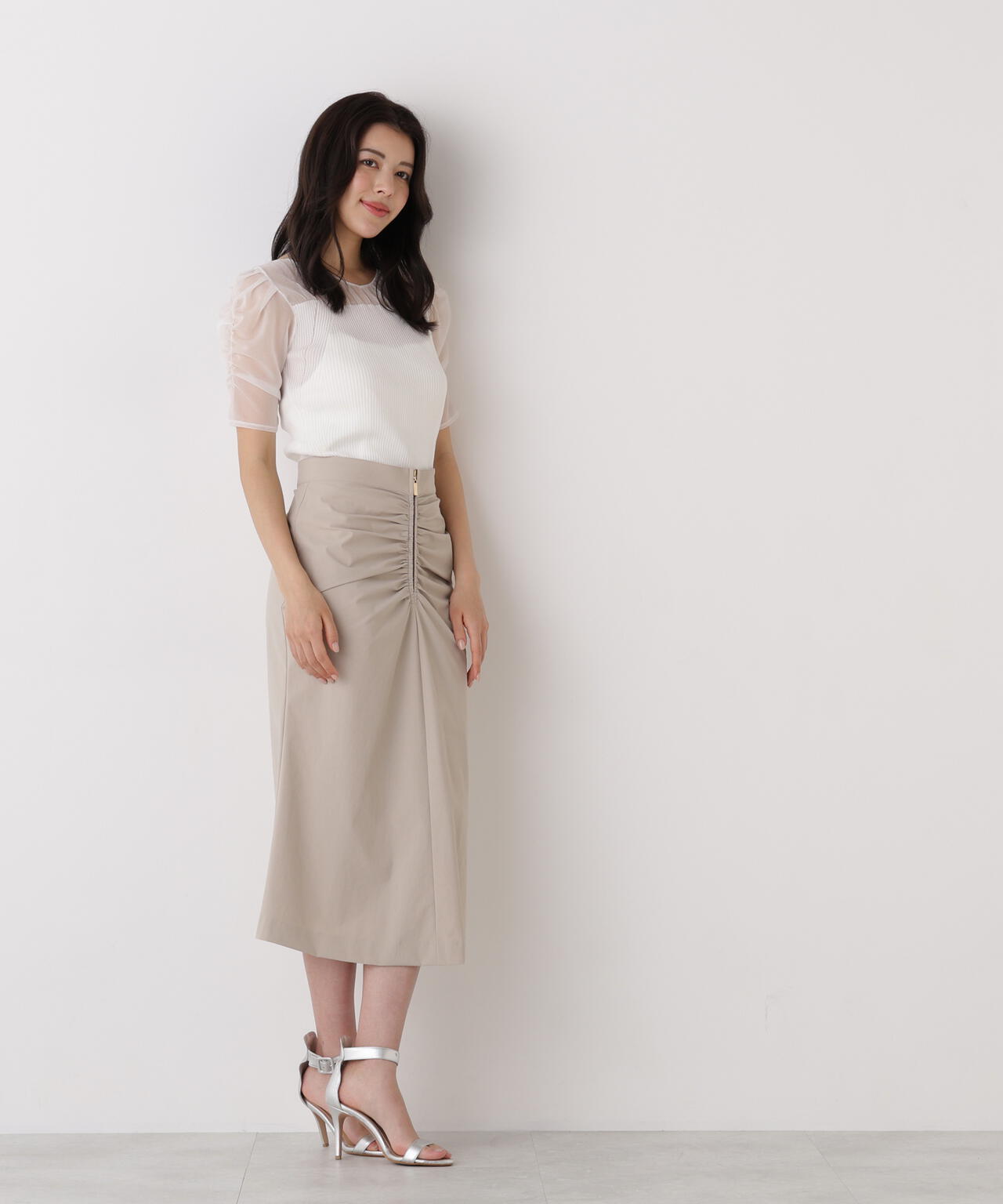 170cm B:76 W:60 H:84 着用サイズ：38