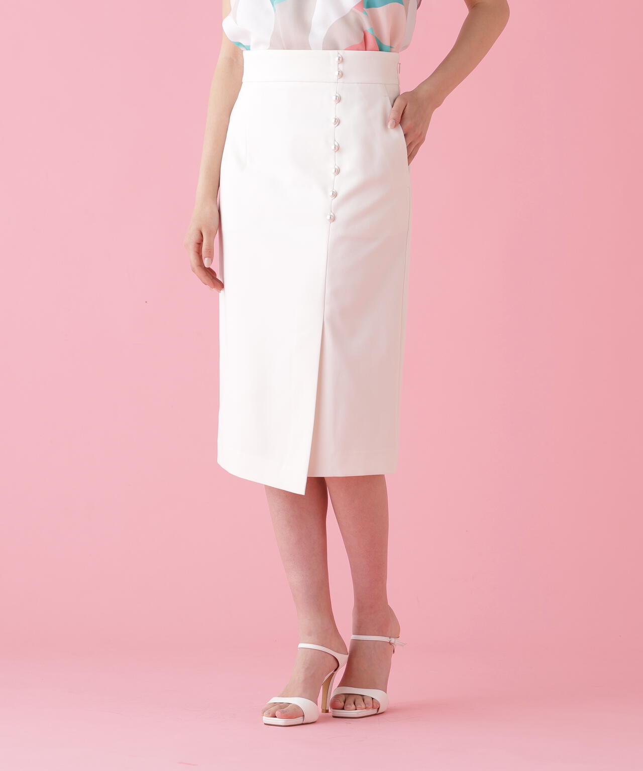 170cm B:76 W:60 H:84 着用サイズ：38