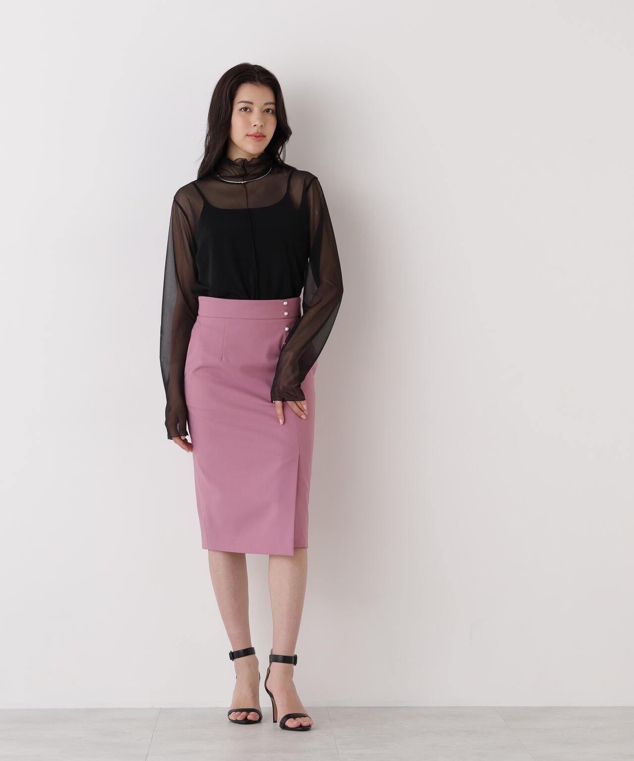 170cm B:76 W:60 H:84 着用サイズ：38