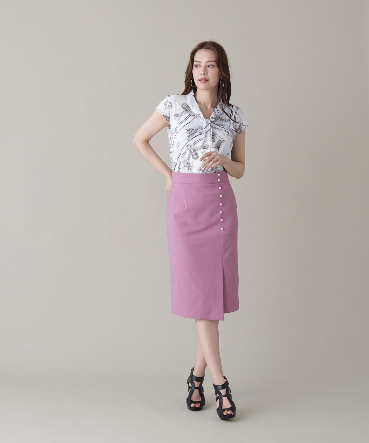 172cm B:86 W:62 H:91 着用サイズ：38