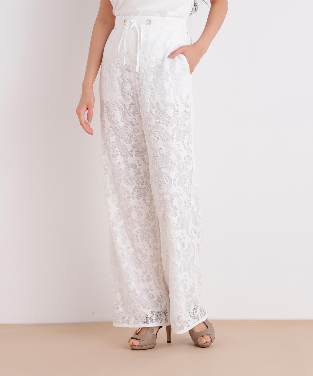 ペイズリーレースフレアーパンツ