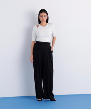 167cm B:82 W: 62H:88 着用サイズ：38