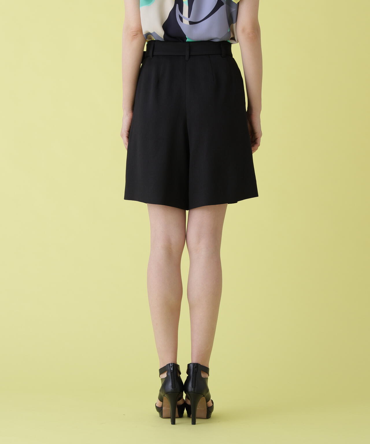 172cm B:86 W:62 H:91 着用サイズ：38