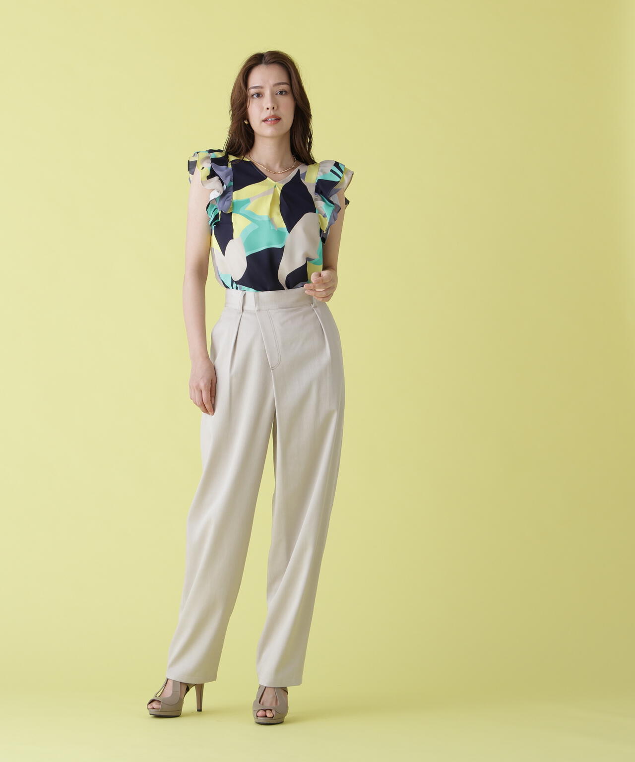 172cm B:86 W:62 H:91 着用サイズ：38