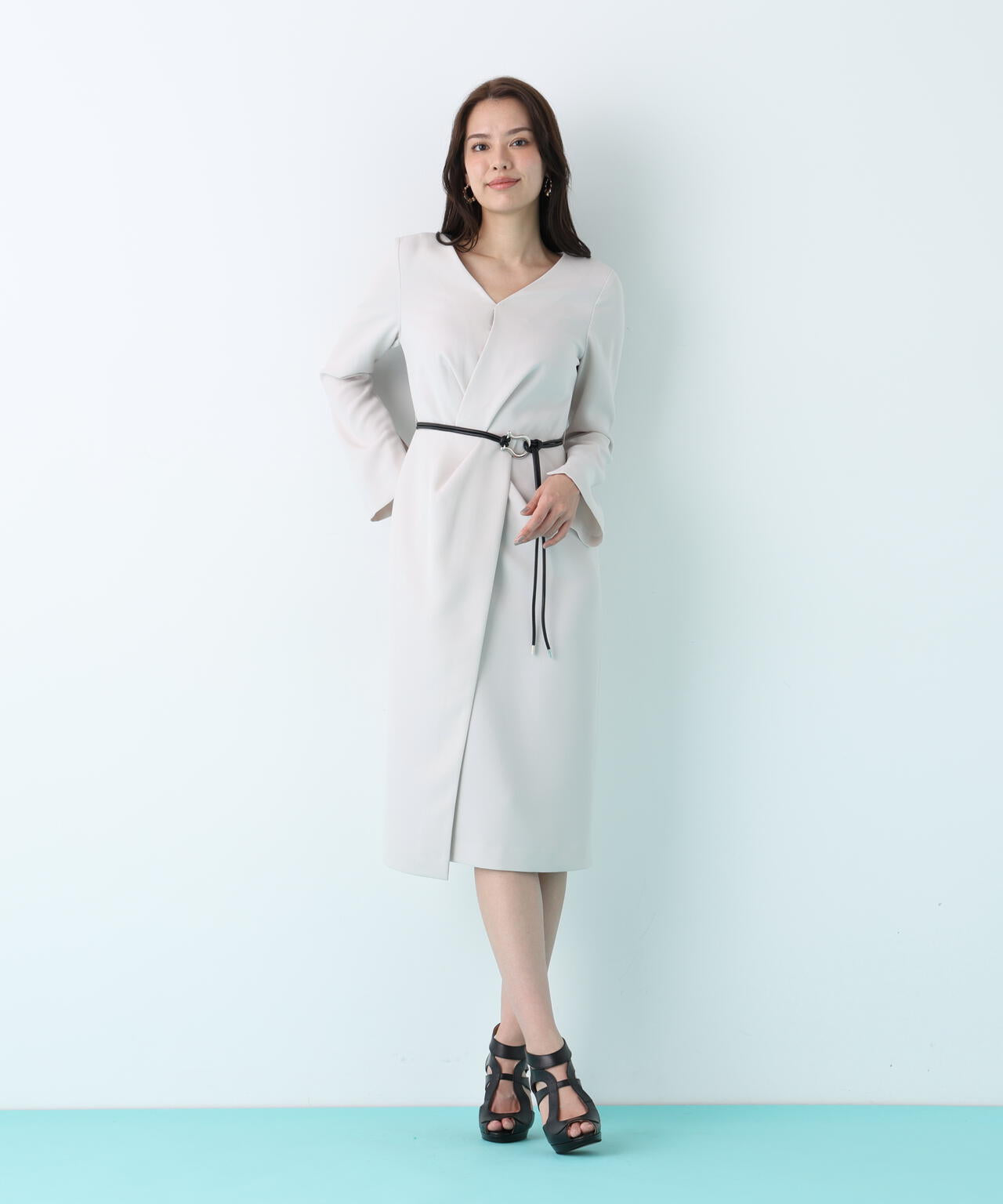 タッククロスウエストワンピース