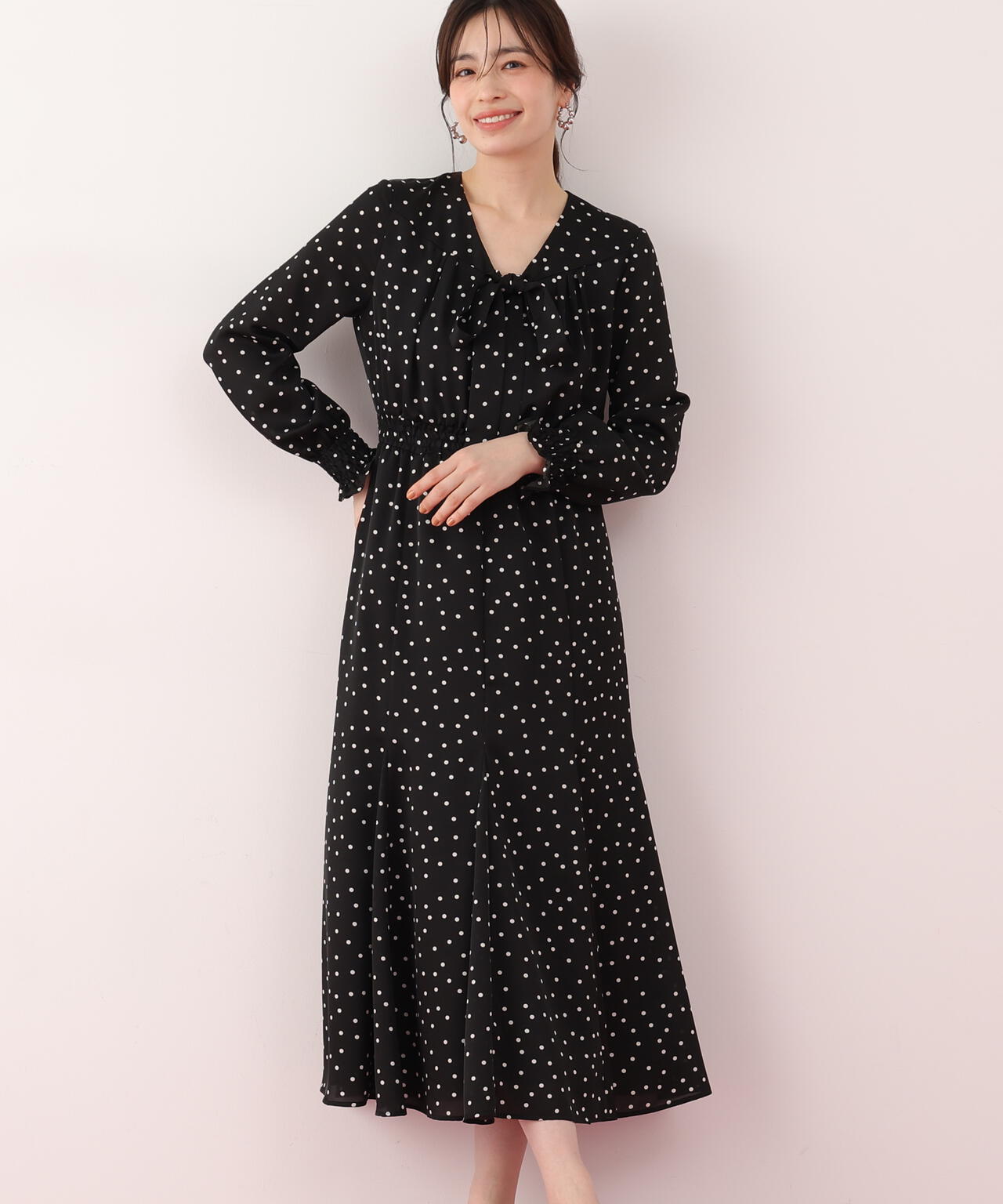 ドットプリントリボンワンピース