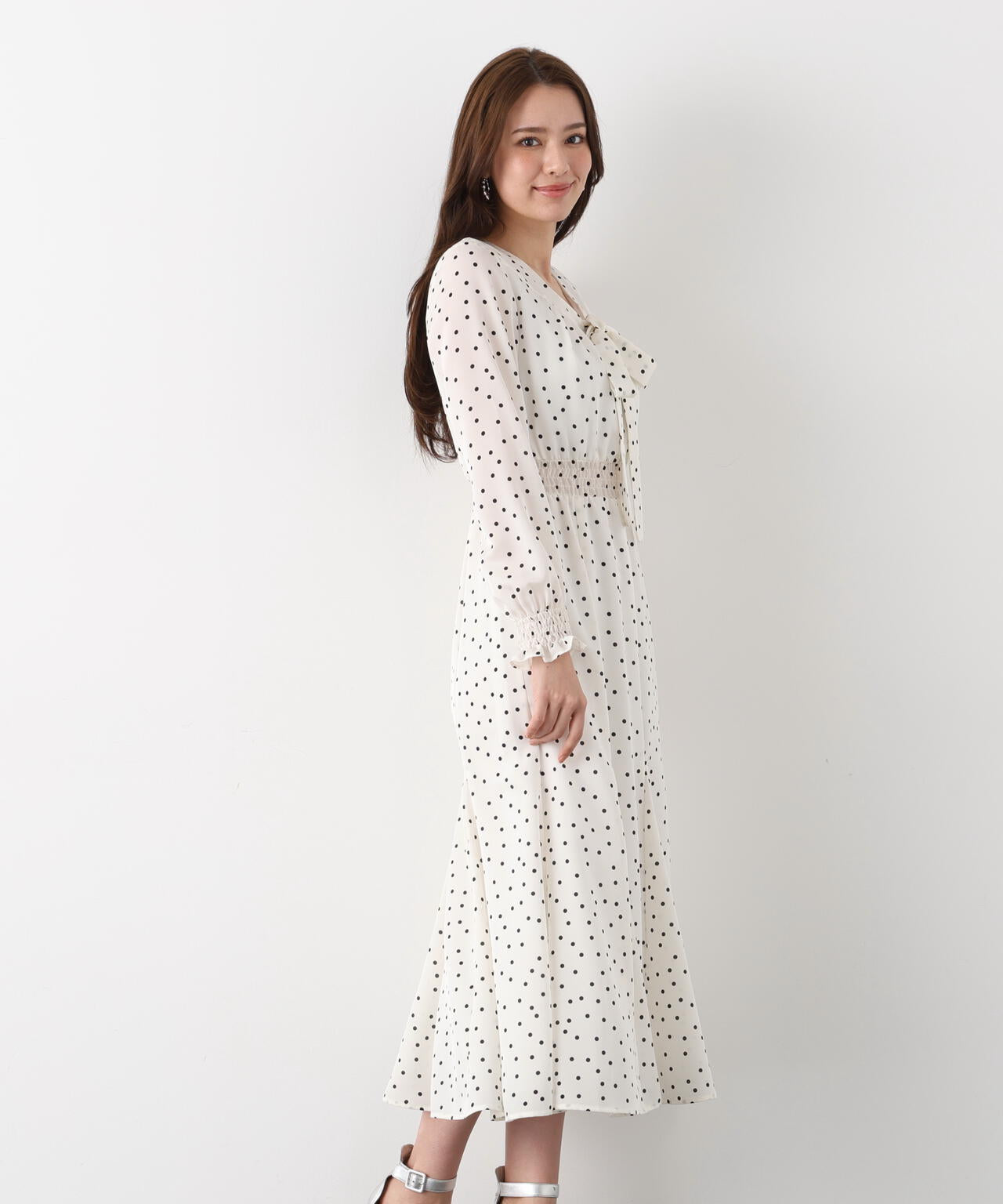 ドットプリントリボンワンピース