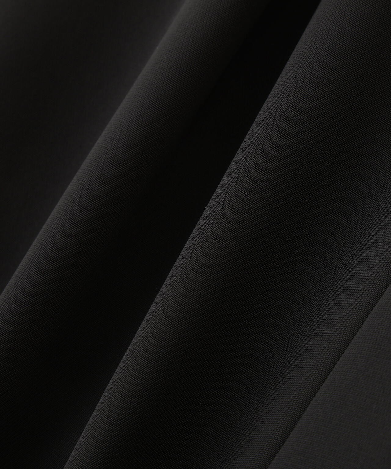 ストラップジャンパースカート