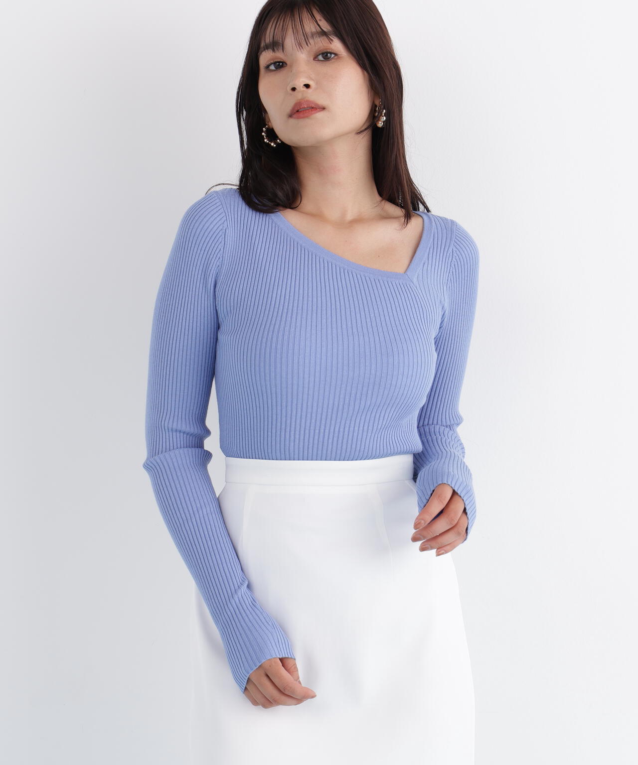 アシンメトリーネックニットプルオーバー