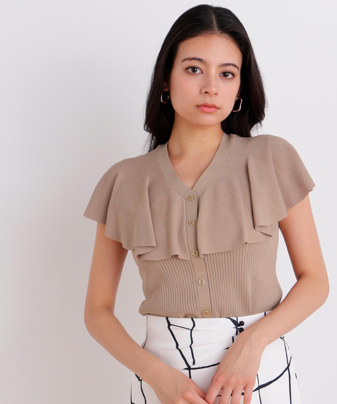 167cm B:82 W: 62H:88 着用サイズ：38