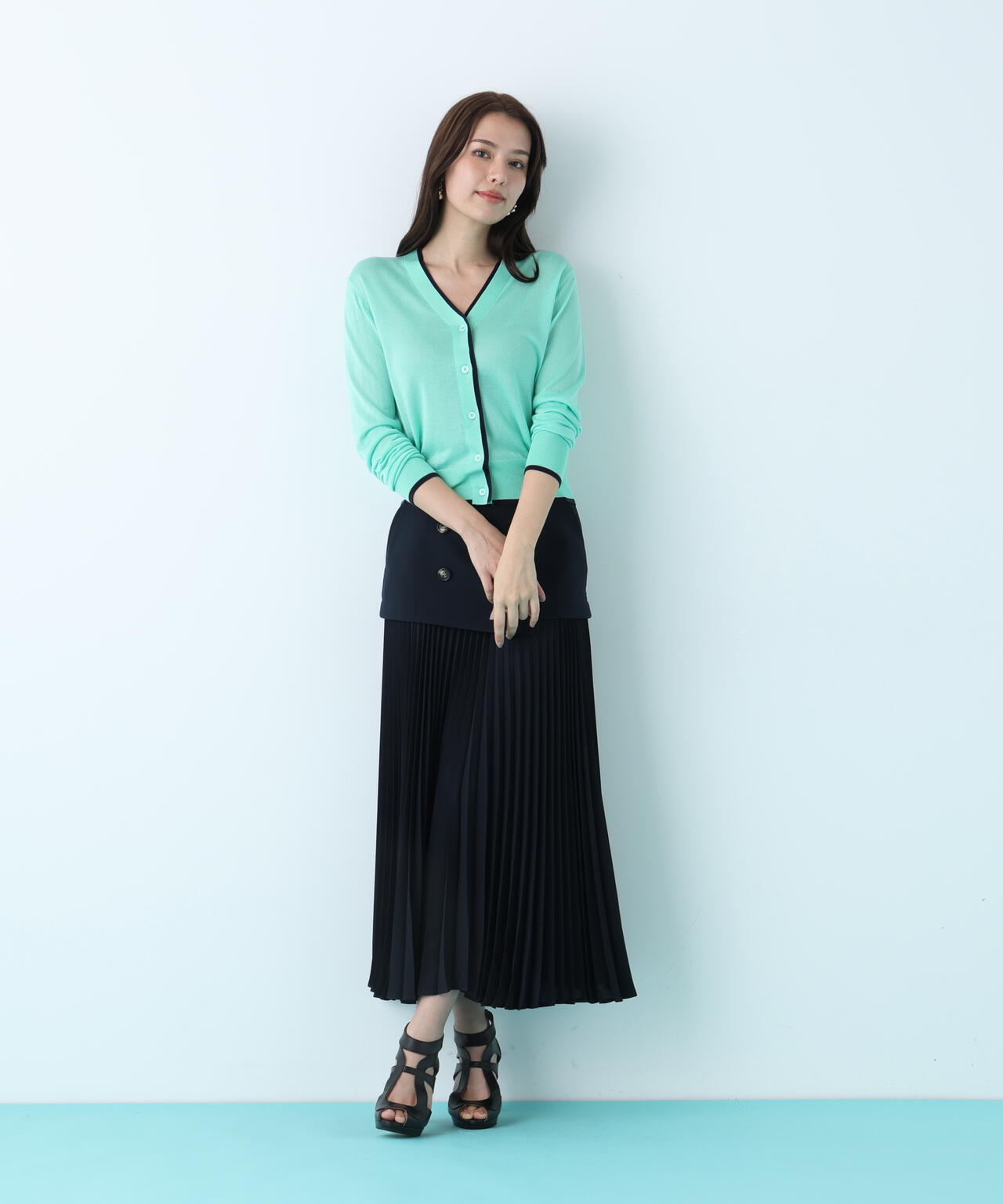 【新品未使用PINKY&DIANNE♡長袖ニット&スカート上下セット モカ 新品未使用PINKY&DIANNE♡長袖ニット&スカート上下セット モカ