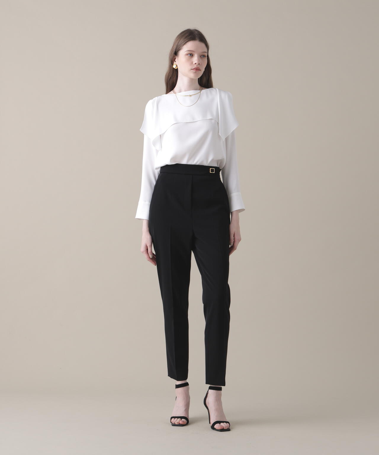 177cm B:81 W:58 H:89 着用サイズ：38