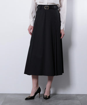 174cm B79 W 58 H87 着用サイズ：38